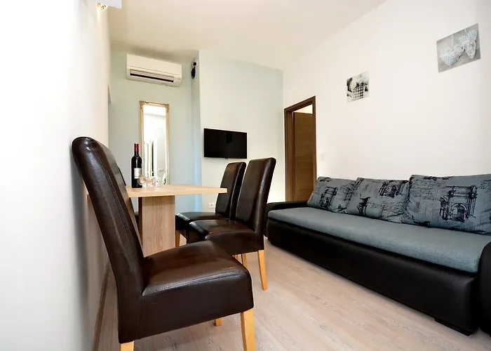 Apartments Clara