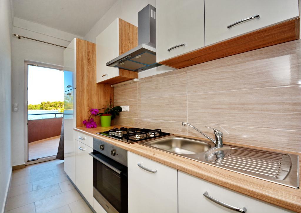 Clara Apartment *