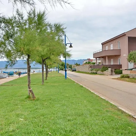 Apartments Clara Nin Exterior photo