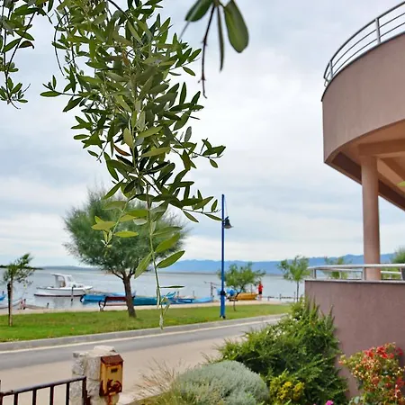 Apartments Clara Nin Exterior photo