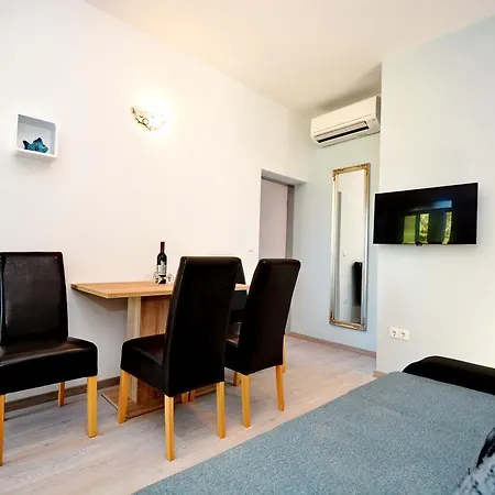 Apartments Clara Nin Exterior photo